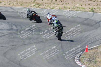 media/Apr-20-2025-AHRMA (Sun) [[393a79c373]]/Race/Group 11 early race/Turn 4b/